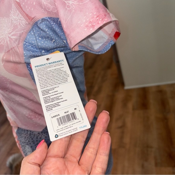 O'Neill S/M Women's Side Print Short Sleeve Rash Guard UV Protect Swim Top - Picture 8 of 10